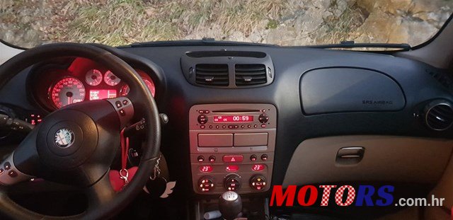 2006' Alfa Romeo 147 photo #5