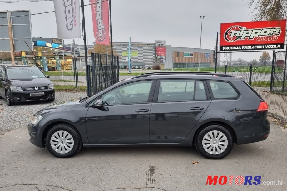 2014' Volkswagen Golf VII Variant photo #3