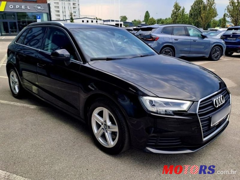 2019' Audi A3 Sportback 35 Tdi Sport+ S photo #4