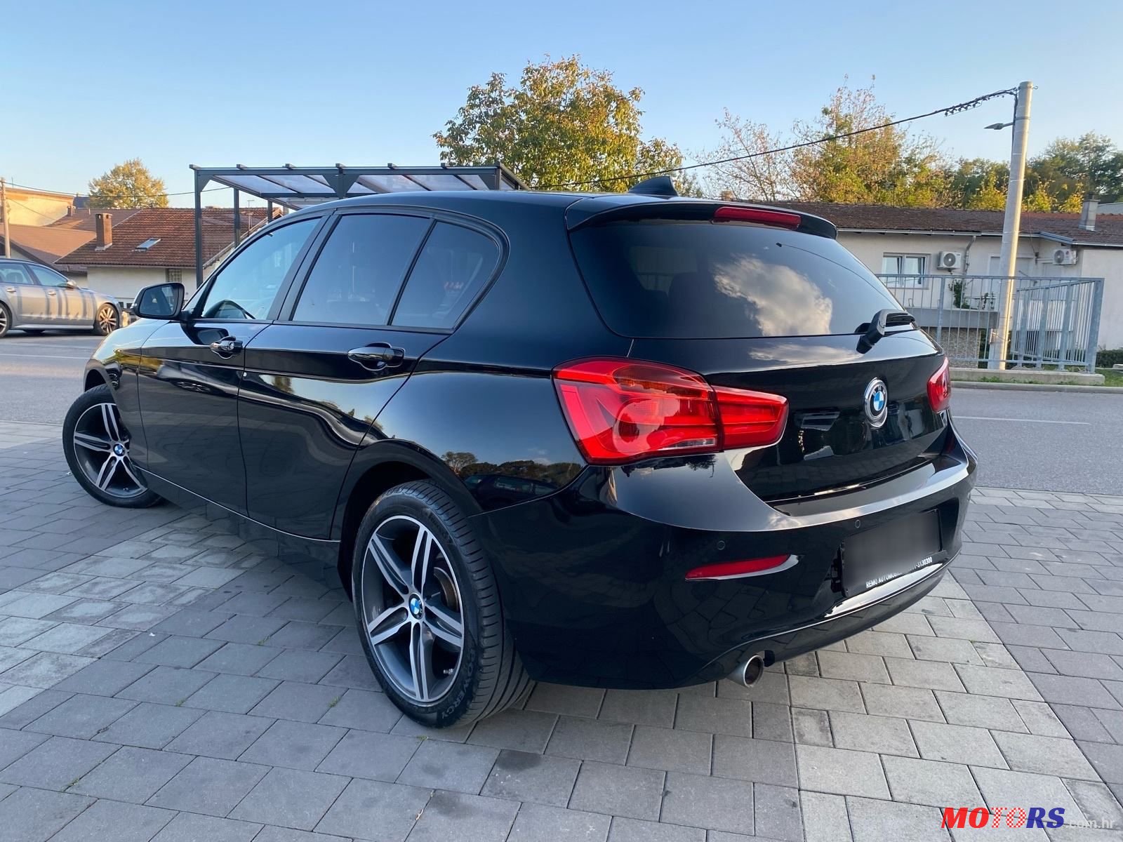 2017' BMW Serija 1 116D photo #3