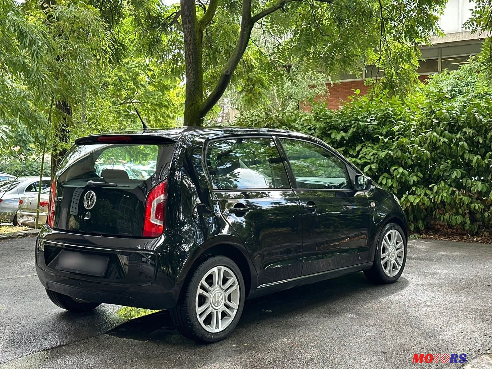 2013' Volkswagen Up! 1,0 Up! photo #3