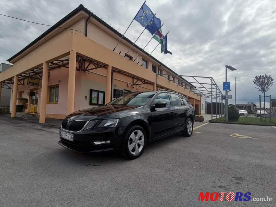 2018' Skoda Octavia Combi photo #1