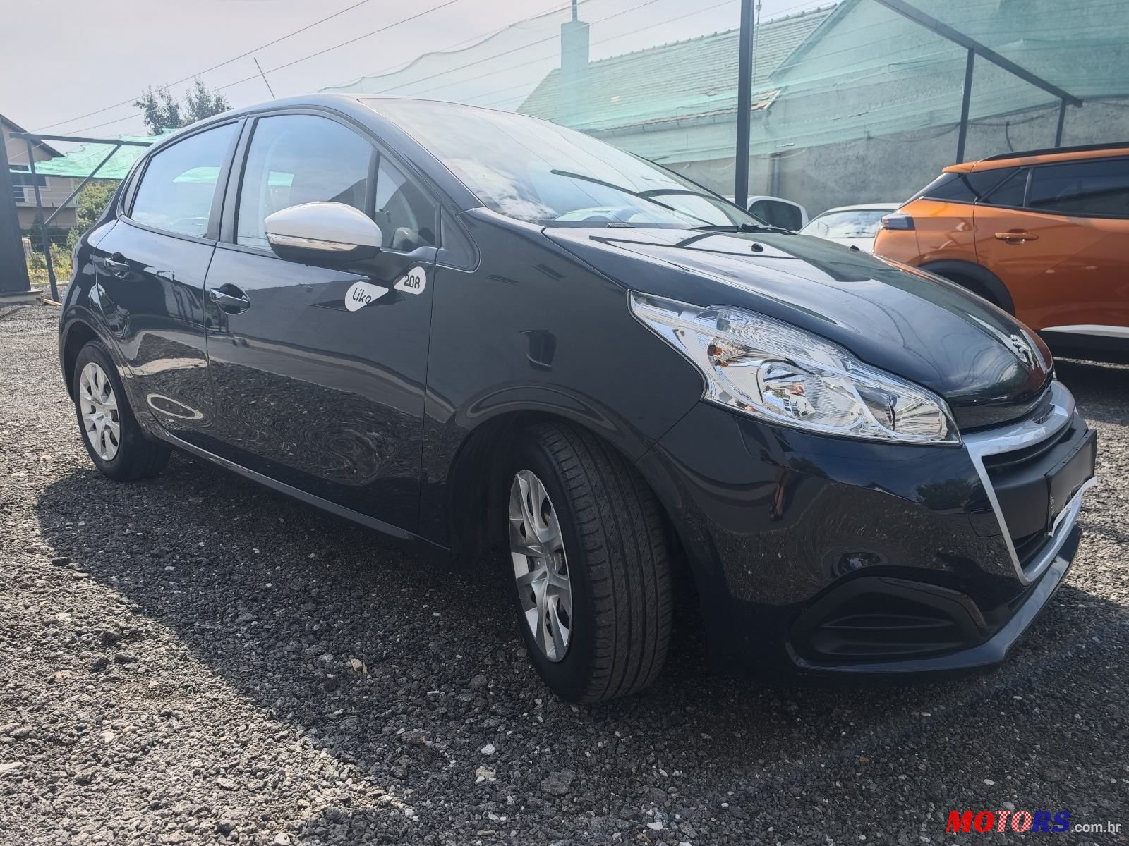 2017' Peugeot 208 1,2 Puretech photo #3