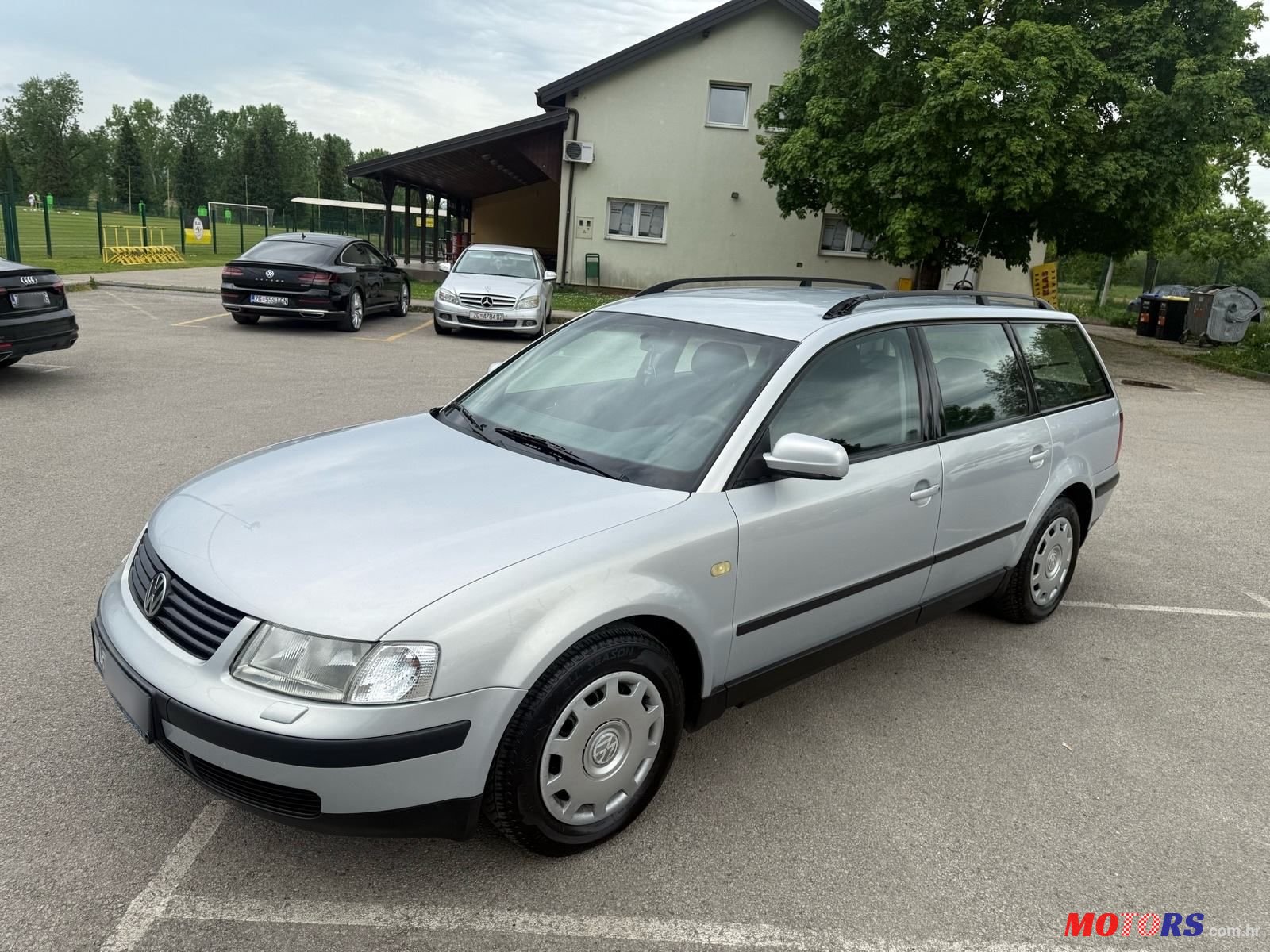 1999' Volkswagen Passat Variant photo #3