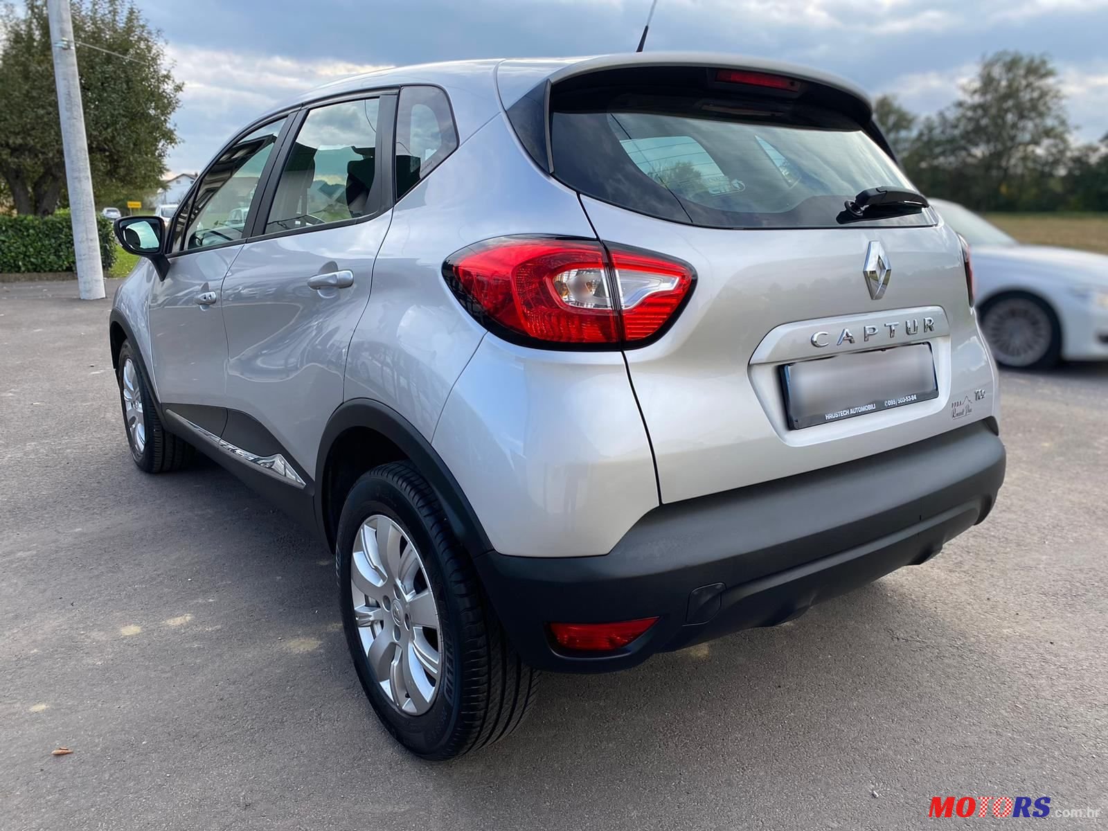 2015' Renault Captur Tce 90 photo #5