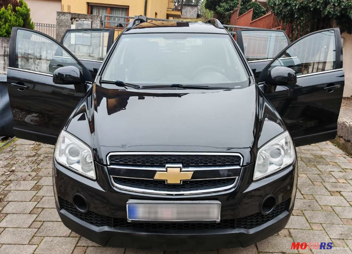 2010' Chevrolet Captiva 2,0 D photo #2