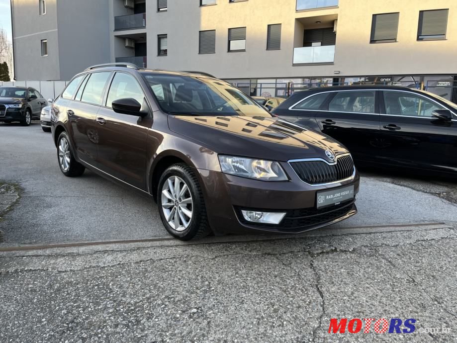 2016' Skoda Octavia Combi photo #1