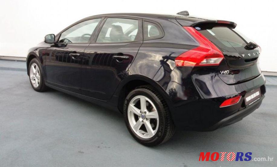 2016' Volvo V40 photo #1