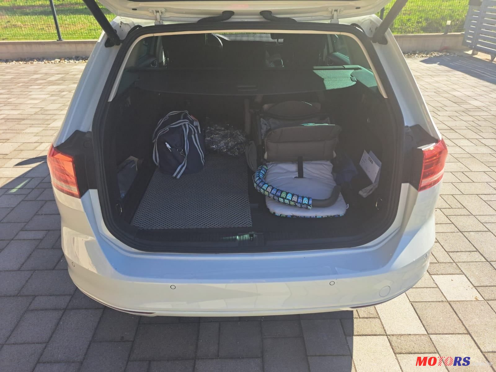 2019' Volkswagen Passat Variant photo #6