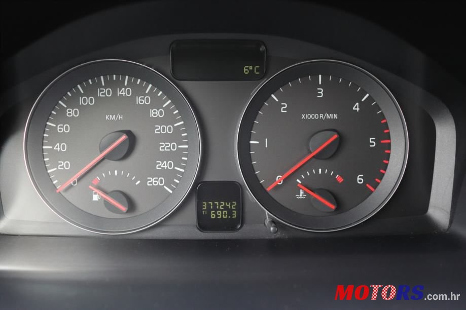 2008' Volvo V50 2,0 D photo #2