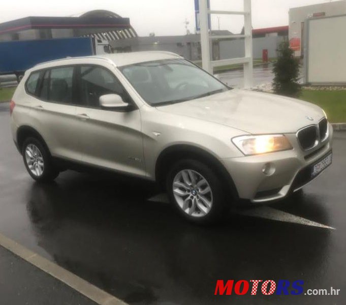 2011' BMW X3 Xdrive20D photo #1