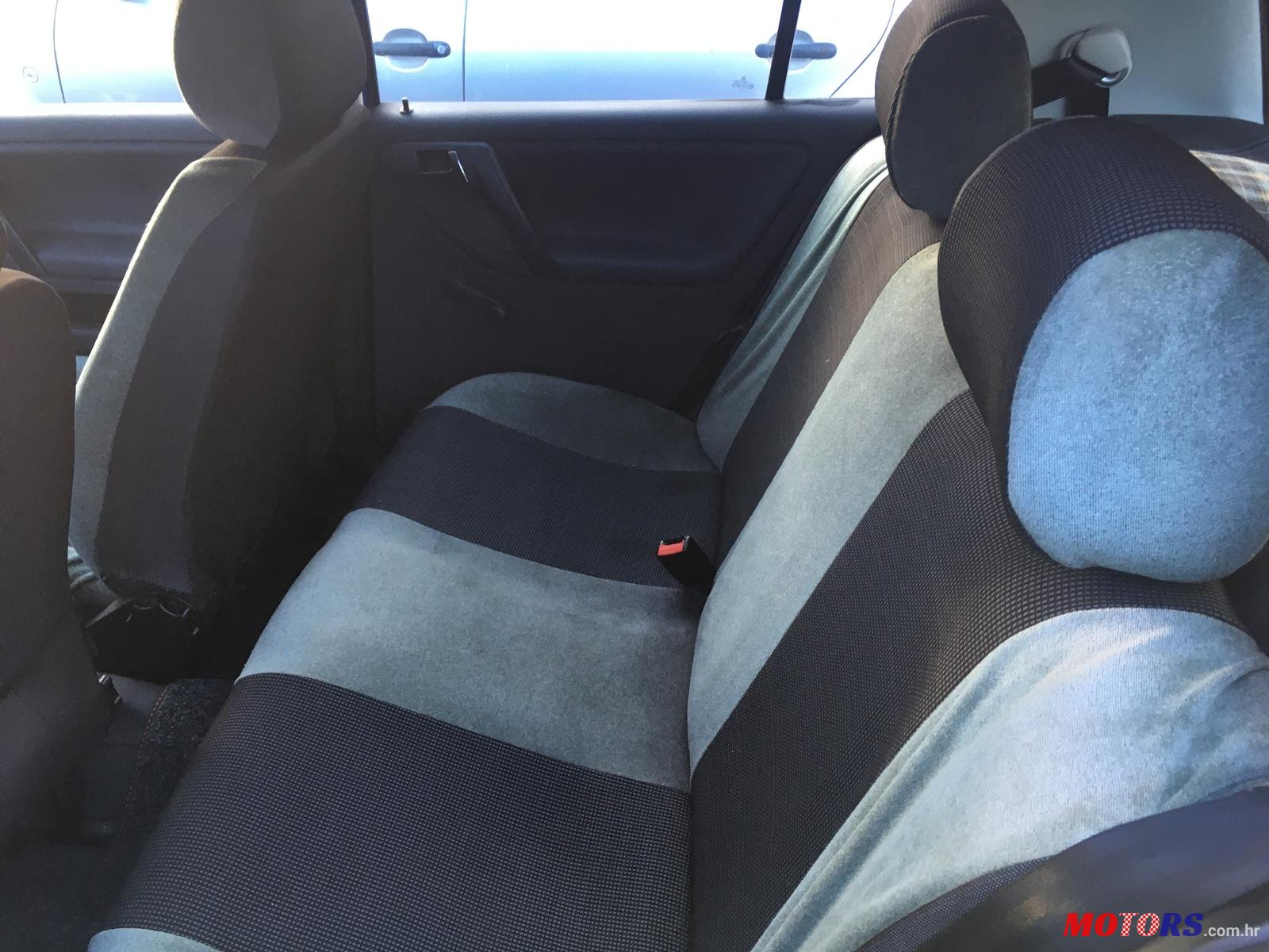 2000' Volkswagen Polo photo #6