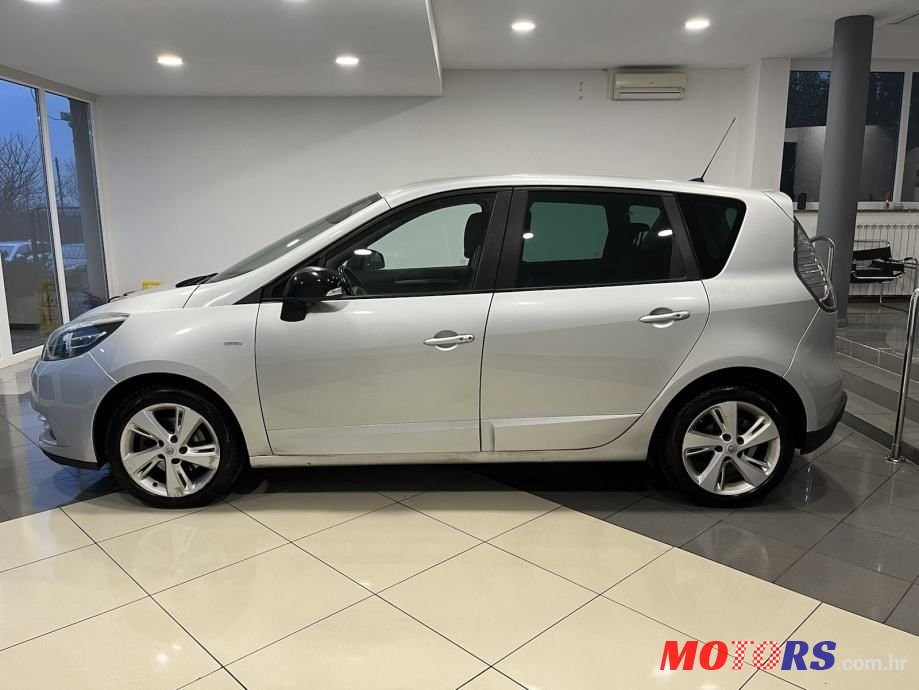 2015' Renault Scenic Dci photo #6