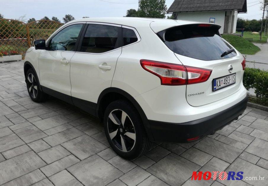 2015' Nissan Qashqai 1,6 Dci 360° photo #2