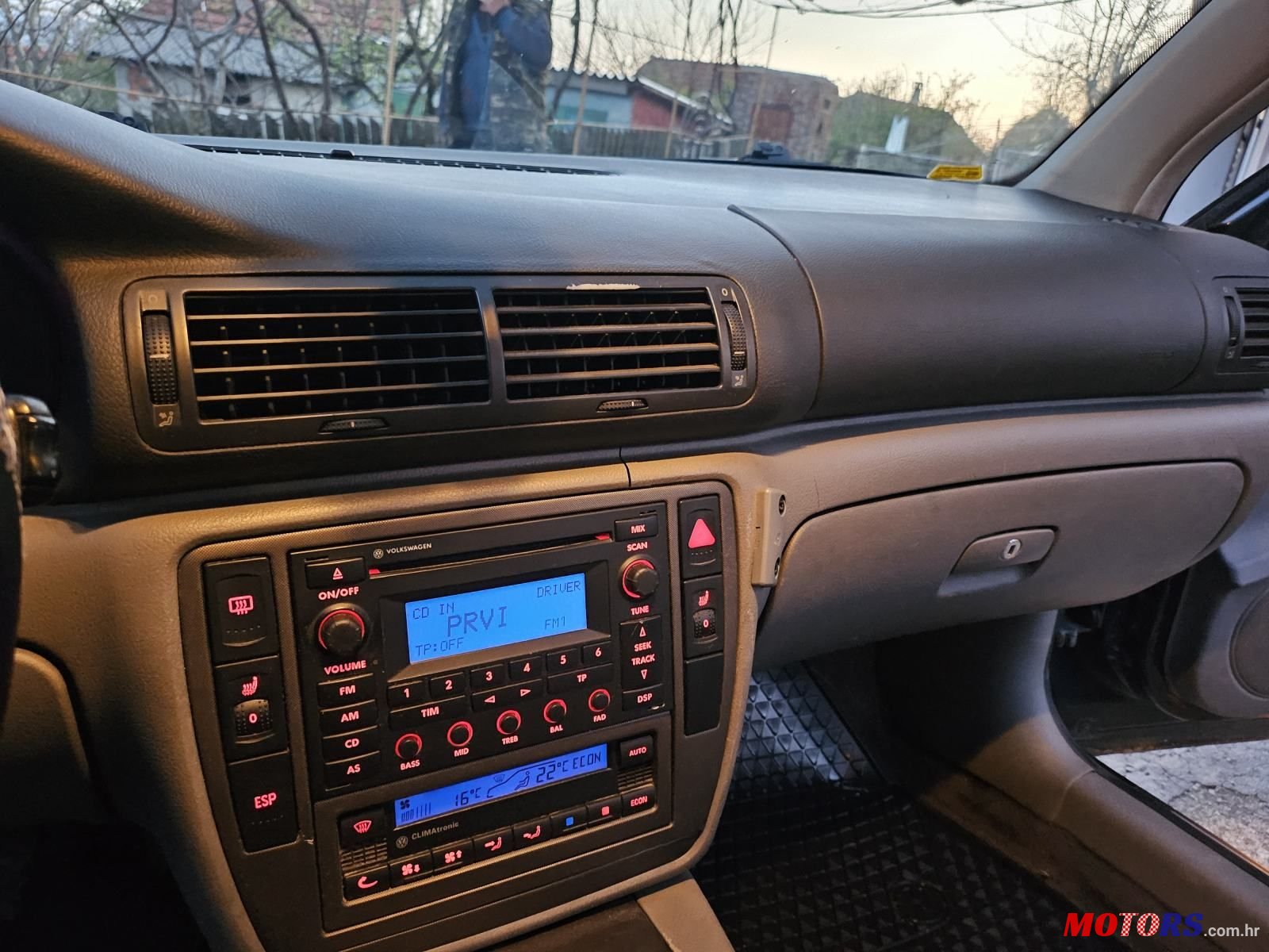 2003' Volkswagen Passat 1,9 Tdi photo #4