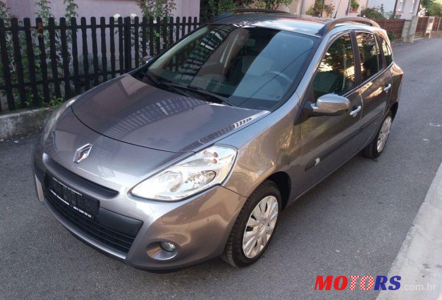 2011' Renault Clio 1,2 16V photo #1