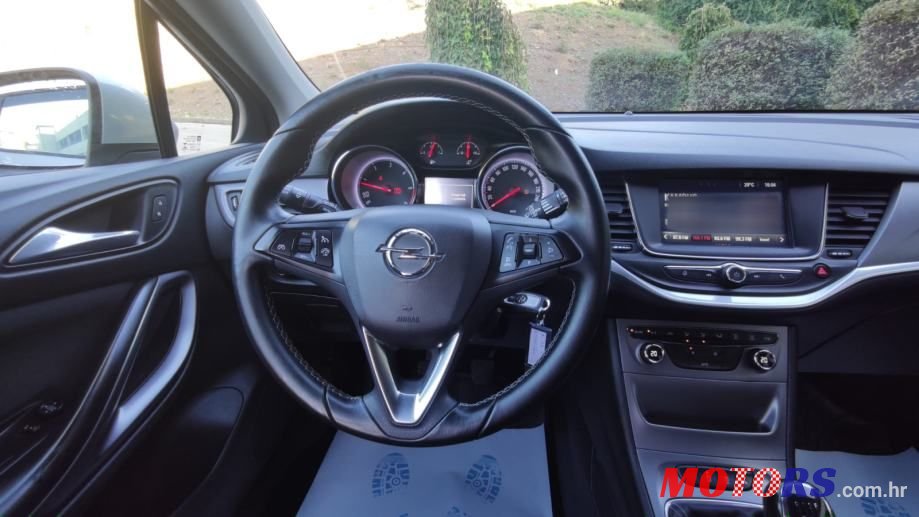 2016' Opel Astra 1.6 Cdti photo #3