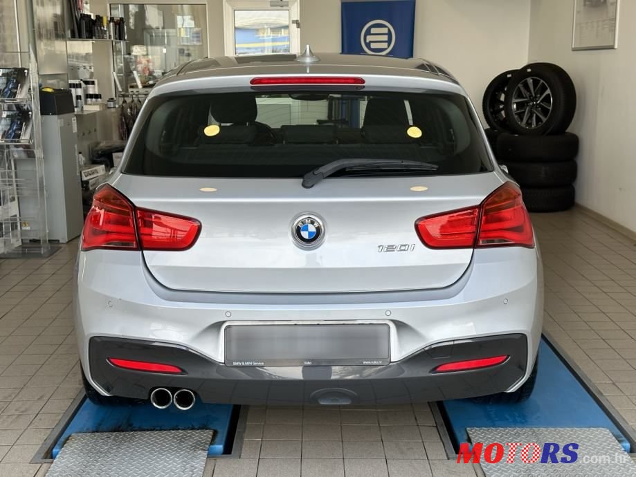 2016' BMW Serija 1 120I photo #5