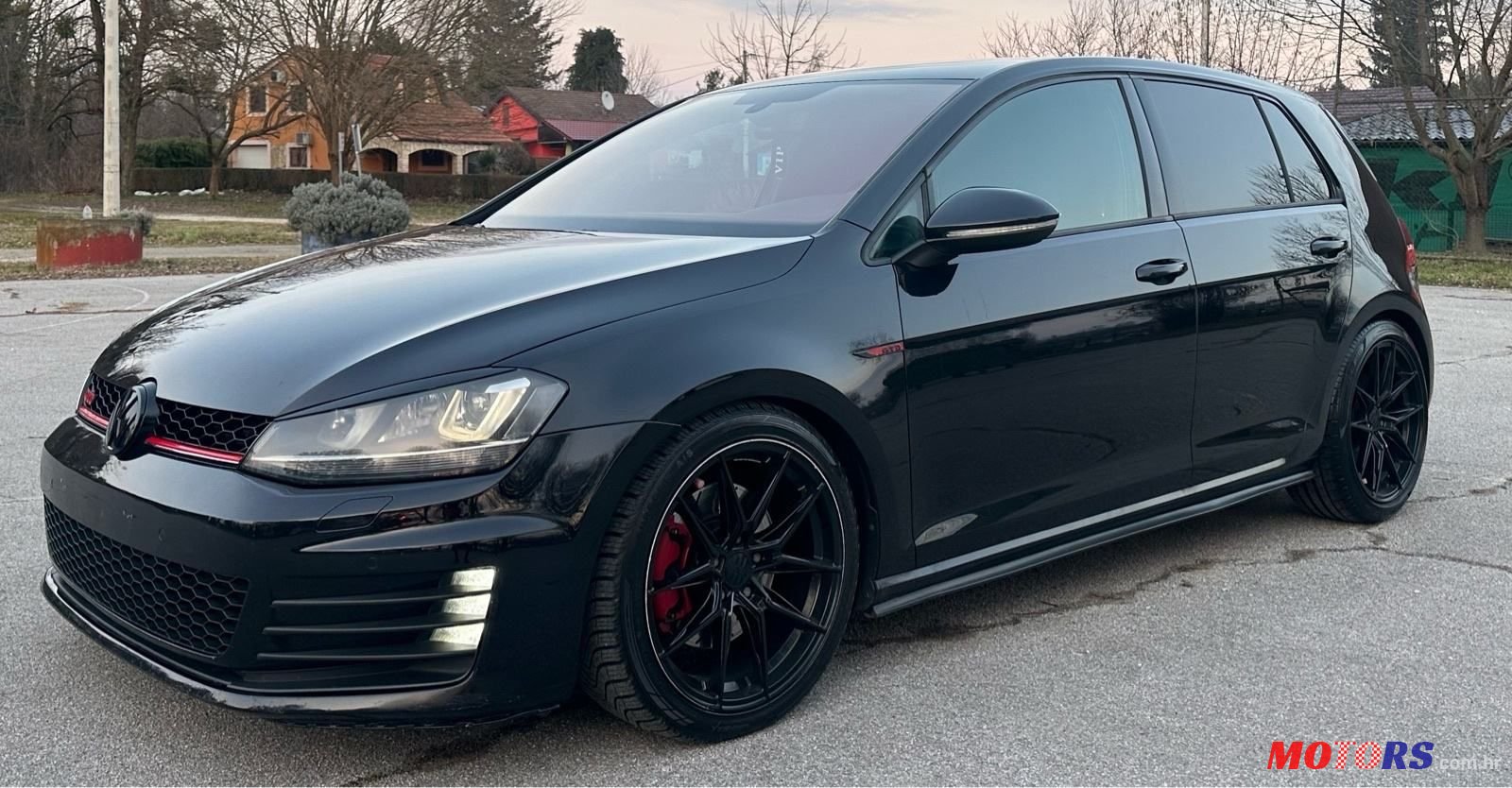 2014' Volkswagen Golf VII photo #2