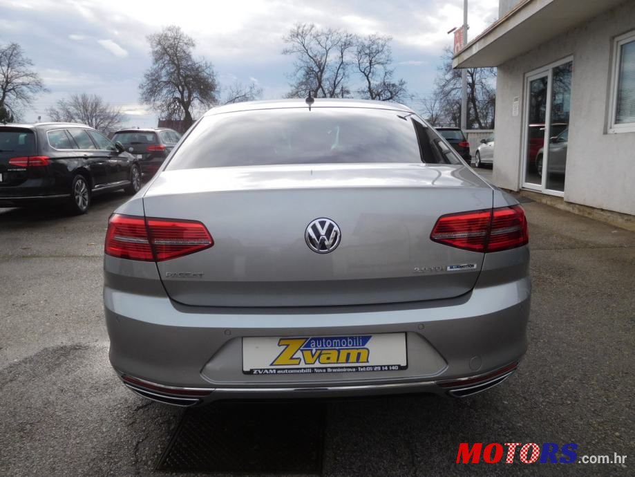 2015' Volkswagen Passat 2,0 Tdi Bmt photo #6