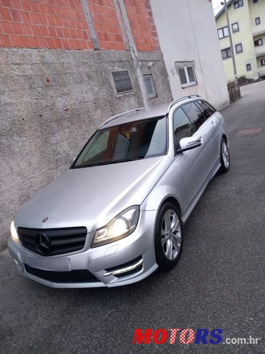 2012' Mercedes-Benz C-Klasa 200 Cdi T photo #2