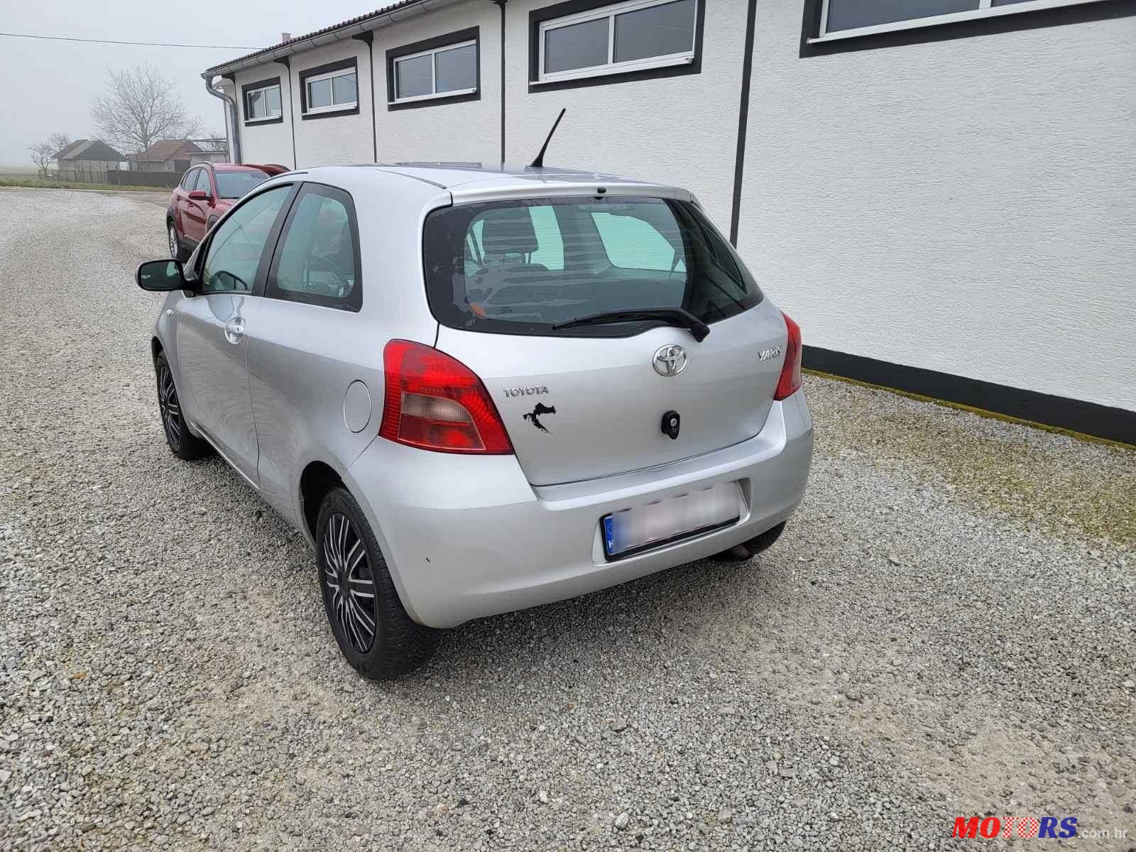 2007' Toyota Yaris 1,3 Vvt-I photo #6