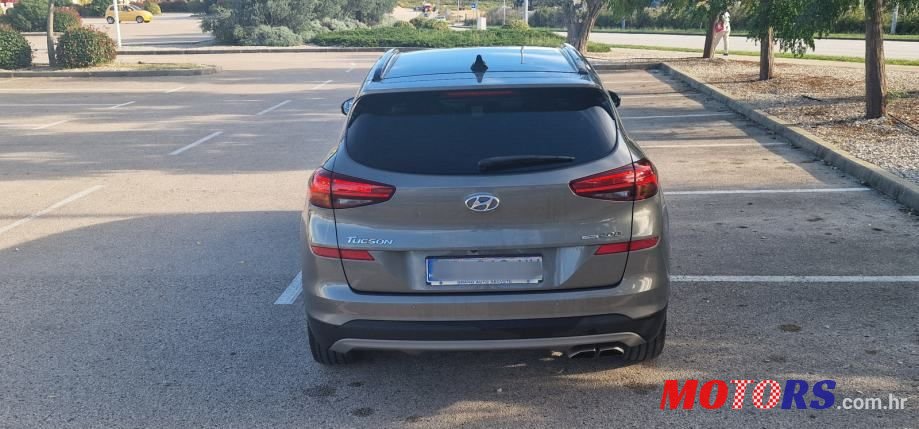 2020' Hyundai Tucson 2.0 Crdi photo #5
