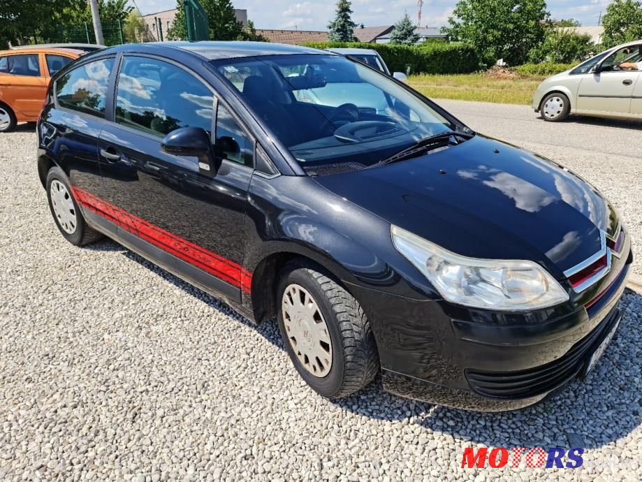 2005' Citroen C4 1,4 I 16V X photo #1