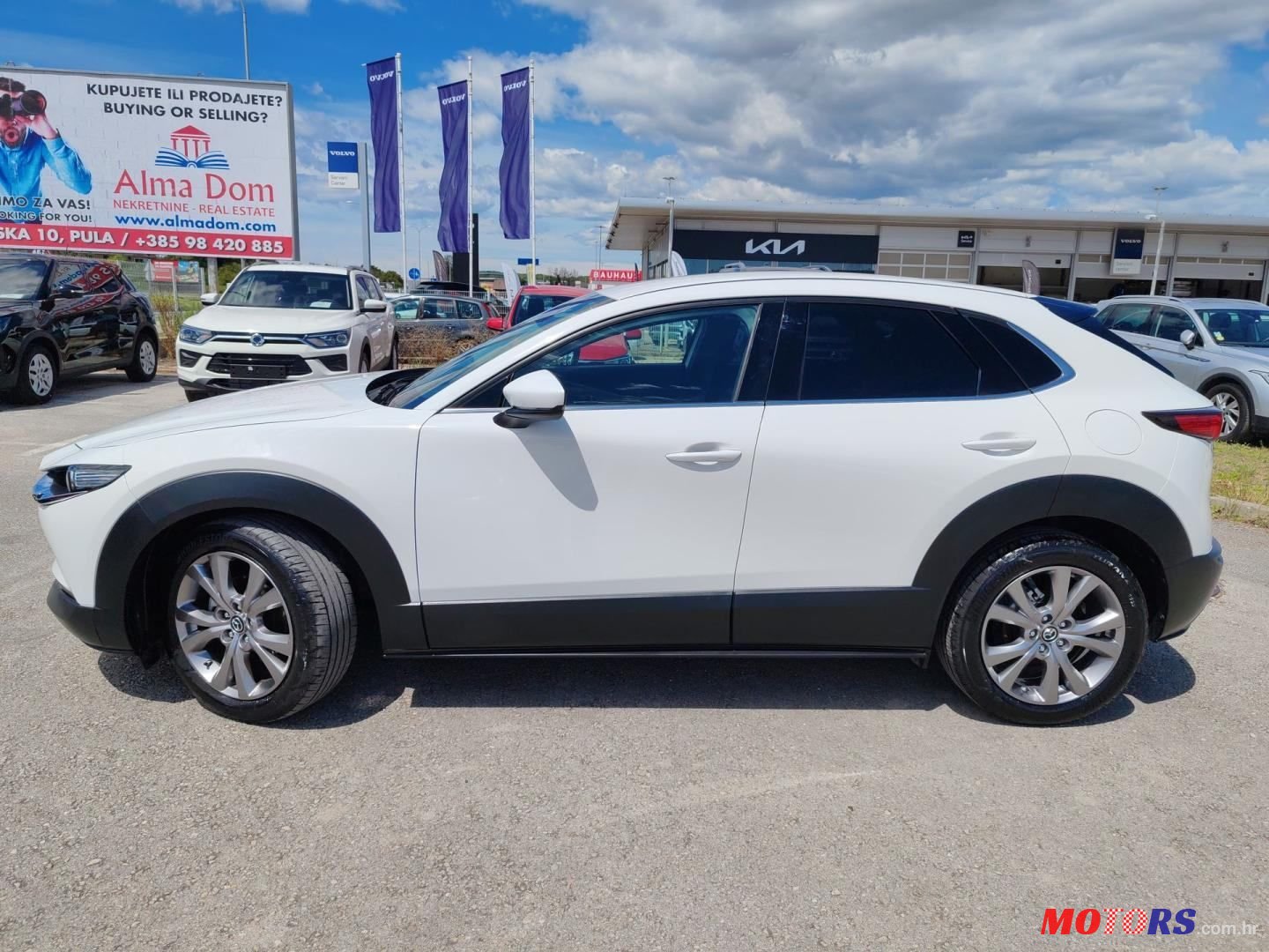 2022' Mazda CX-30 2.0 Exclusive photo #3