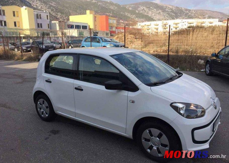 2013' Volkswagen Up! 1,0 Up! photo #1