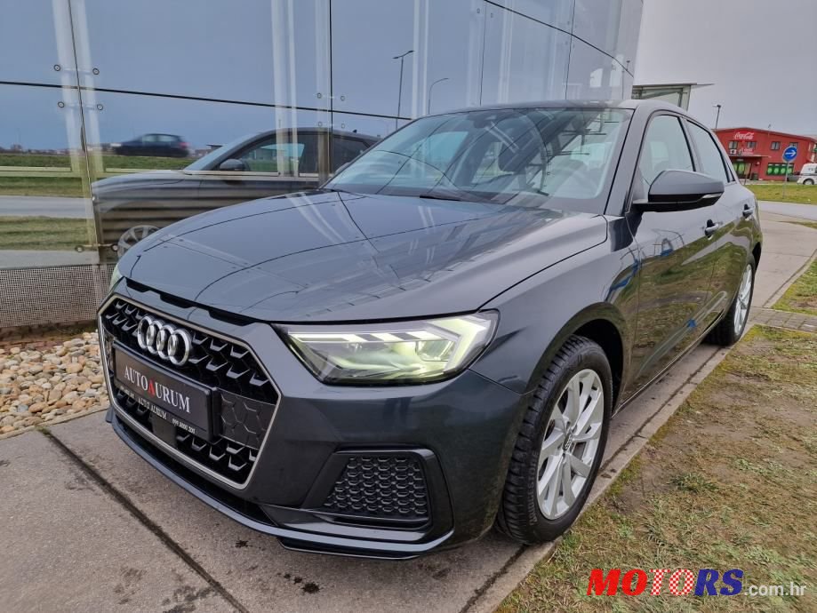 2019' Audi A1 photo #1