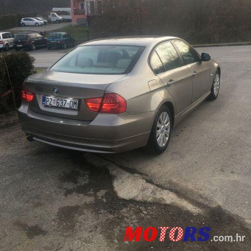 2009' BMW Serija 3 320D photo #1