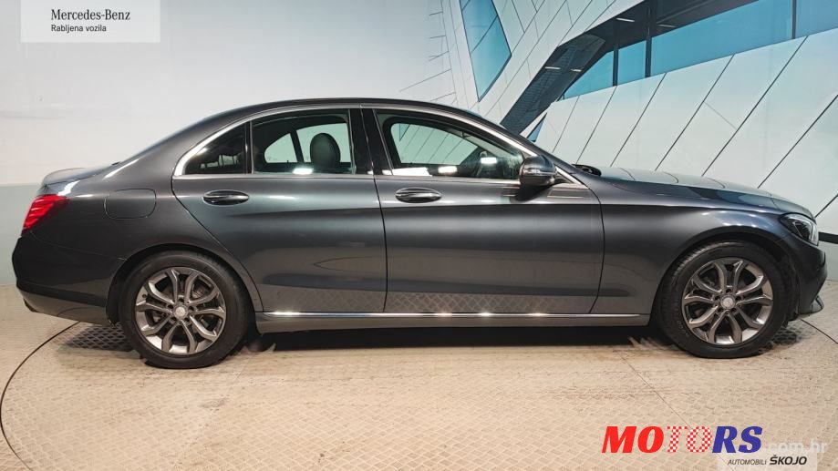 2016' Mercedes-Benz C-Klasa photo #3
