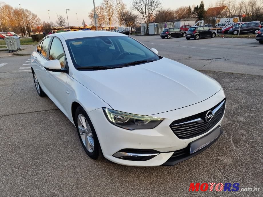2019' Opel Insignia 1,6 Cdti photo #3