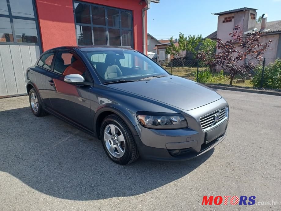 2009' Volvo C30 1,6 D photo #3