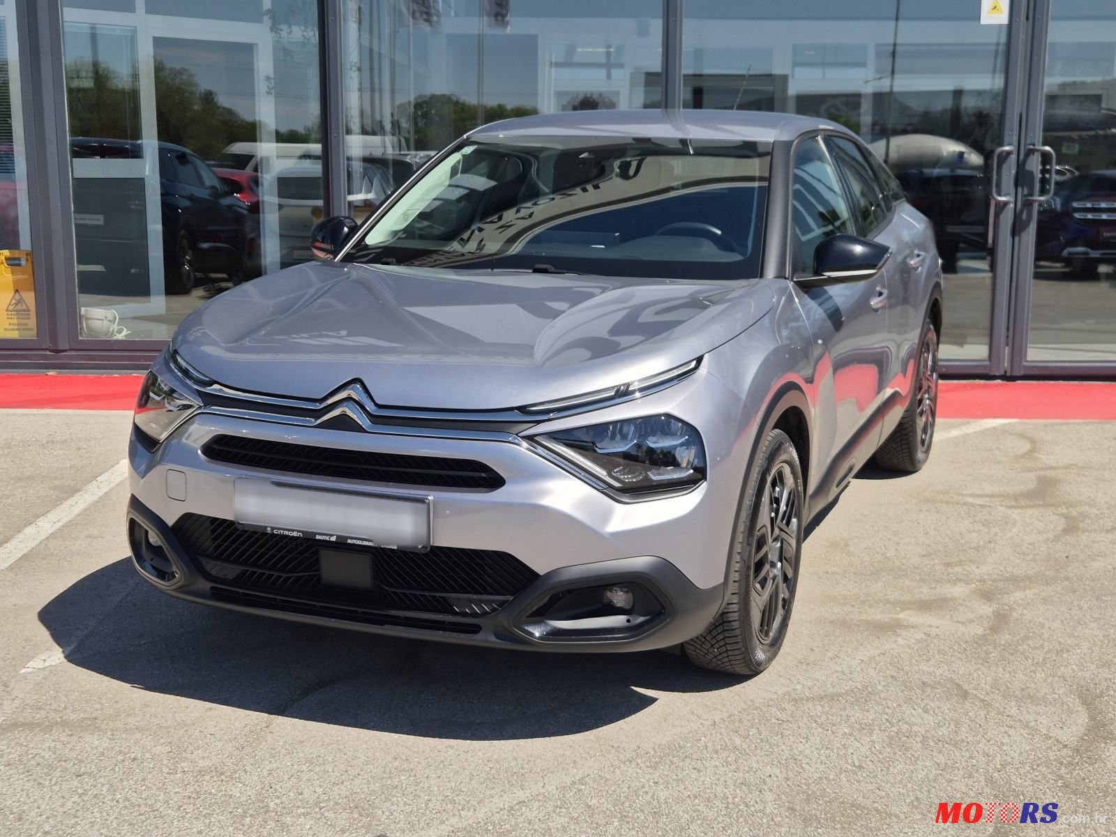2023' Citroen C4 1,5 Bluehdi photo #1