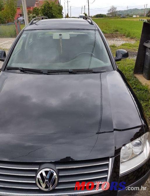 2005' Volkswagen Passat Variant 1,9 Tdi photo #2