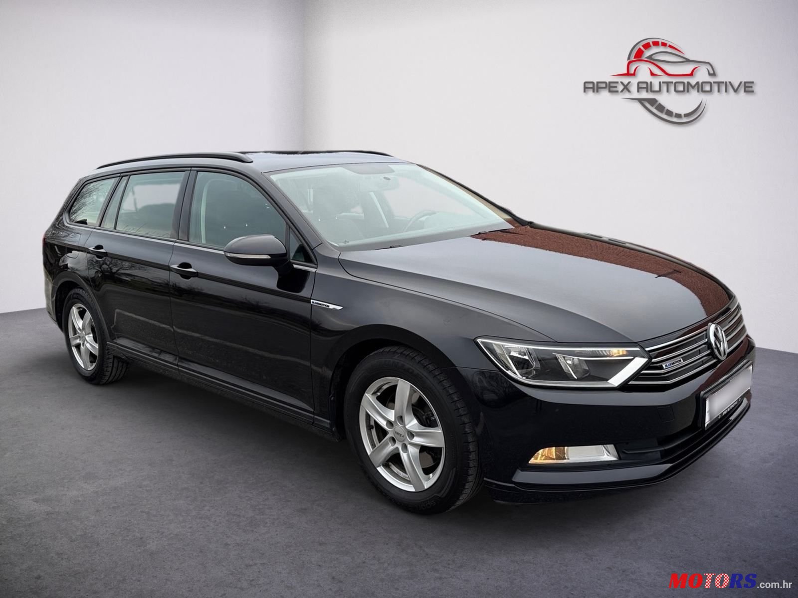 2017' Volkswagen Passat Variant photo #1