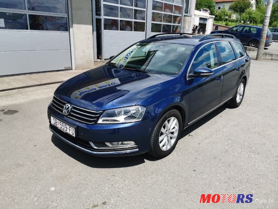 2012' Volkswagen Passat Variant photo #1