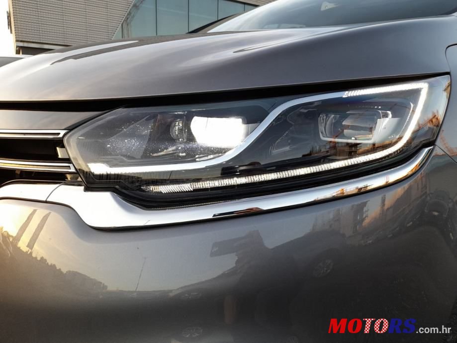 2017' Renault Espace Dci 130 photo #5