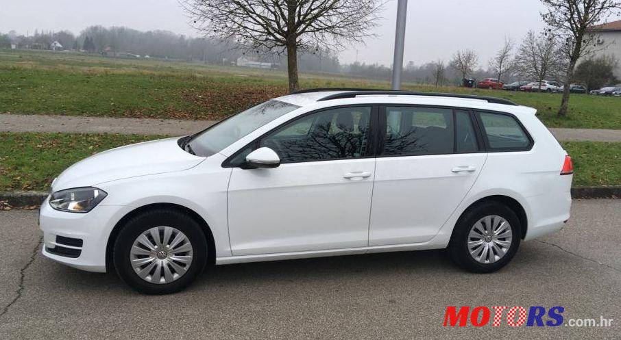 2015' Volkswagen Golf VII Variant photo #1