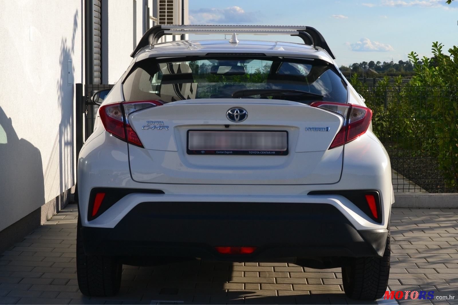 2017' Toyota C-HR 1,8 Vvt-I photo #4