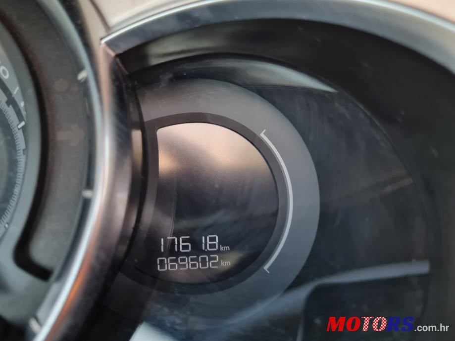 2016' Citroen C3 1.2 Ds3 photo #6