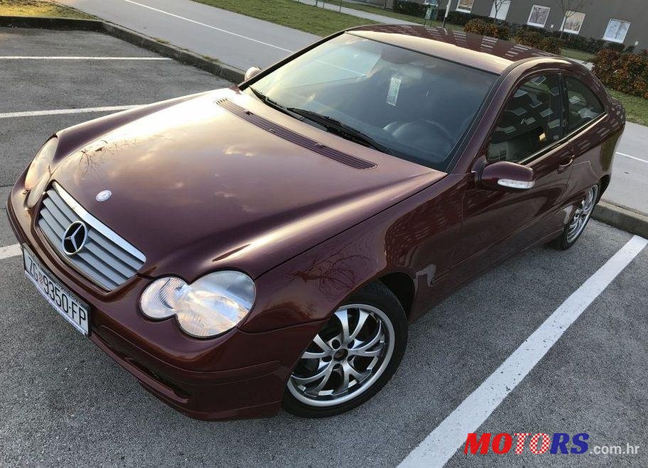 2002' Mercedes-Benz C Klasa photo #1
