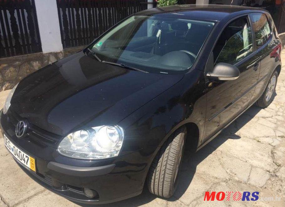 2008' Volkswagen Golf V 1,9 Tdi photo #2