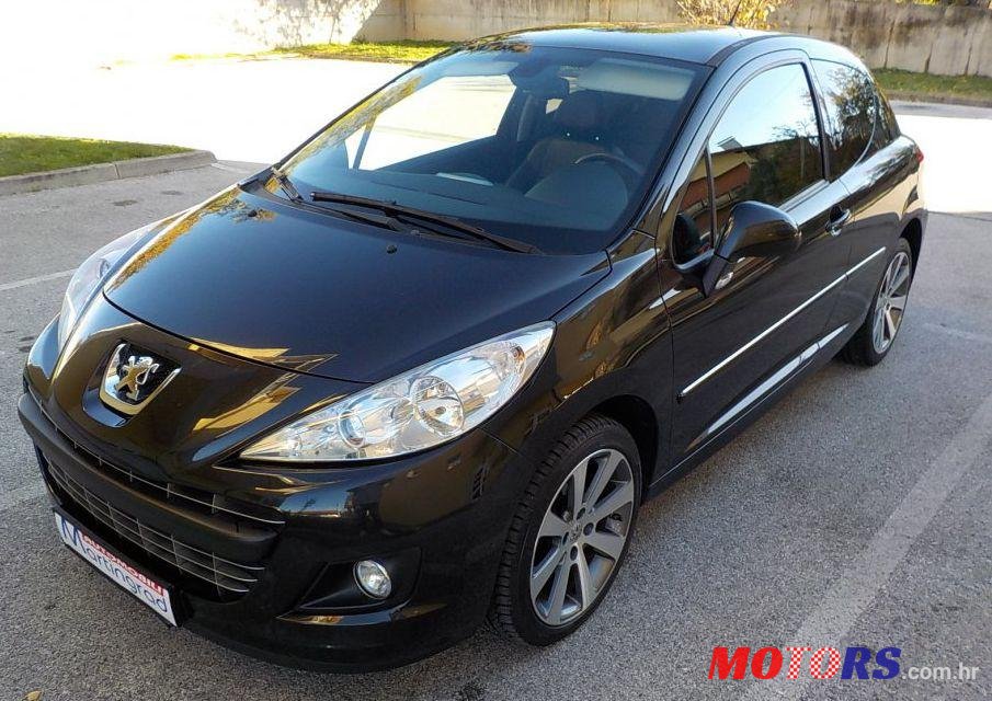 2010' Peugeot 207 photo #2