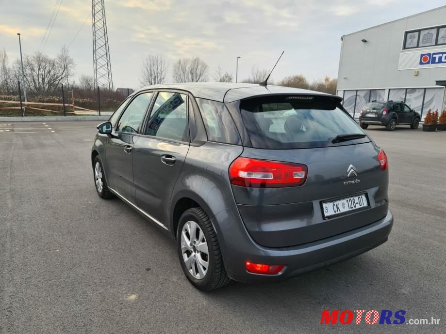 2015' Citroen C4 Picasso photo #4