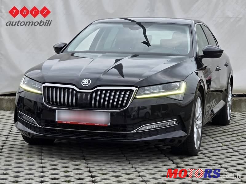 2019' Skoda Superb photo #2