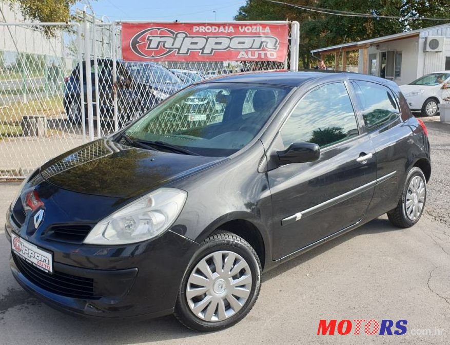 2008' Renault Clio 1,2 16V photo #2