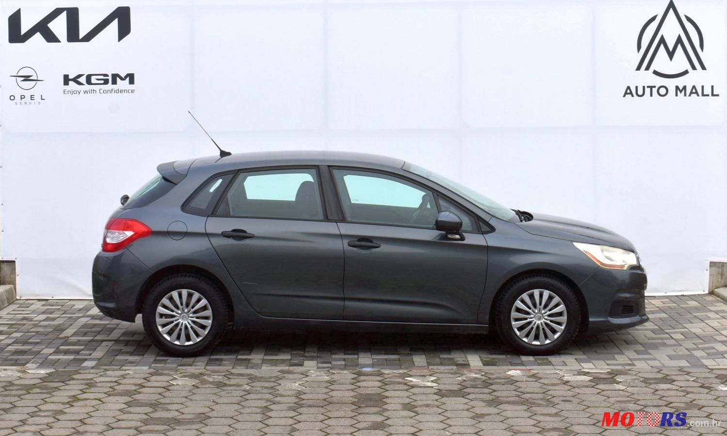 2013' Citroen C4 photo #2